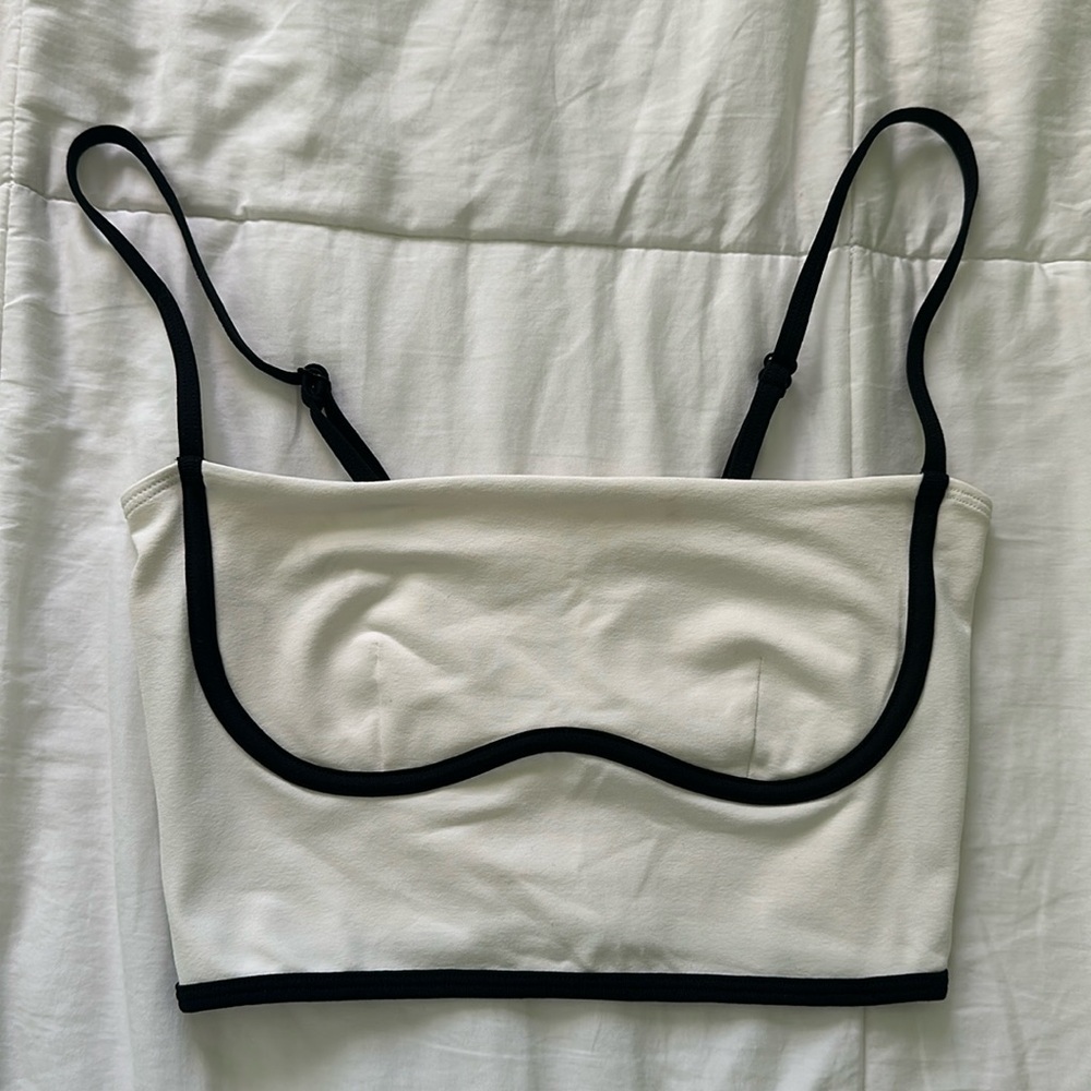 Alo cropped tank. Only worn once.